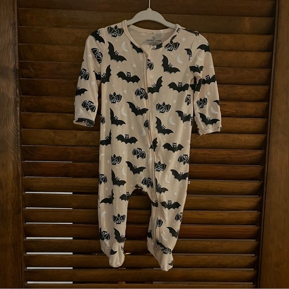 Caden Lane Scaredy Bats Footie Pajamas Size 3-6 Months - Picture 1 of 7